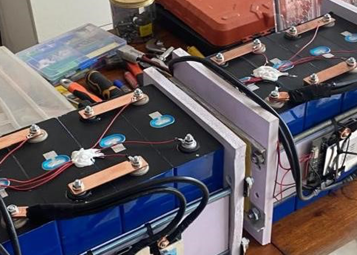 SOLAR MOBILE GENERATOR LITHIUM BATTERY